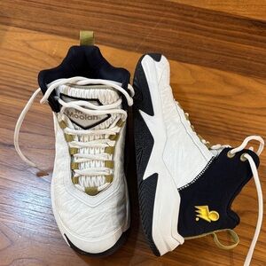 Moolah White and Black High-Top basketball Sneakers